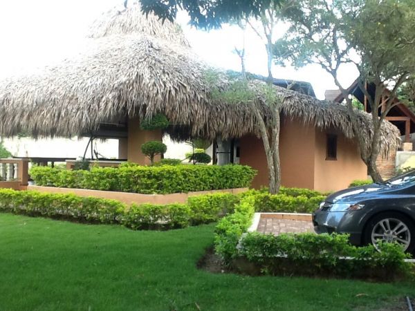 27 Tasks in a Beautiful Zone of Moca | Real Estate in Dominican Republic