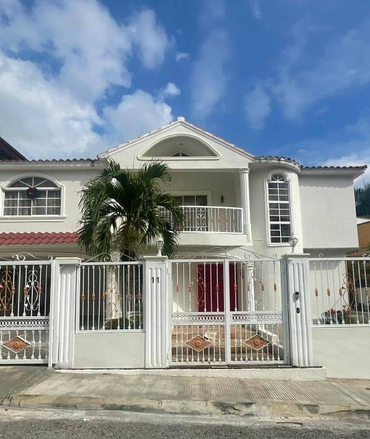 2-story house – Exclusive Area of ​​Altos Arroyo Hondo lll
 | Real Estate in Dominican Republic